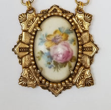 Load image into Gallery viewer, Vintage handmade art deco ceramic flower cameo assemblage necklace on coro book chain
