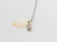 Load image into Gallery viewer, Vintage handmade sterling silver Madonna and child mother of pearl religious necklace
