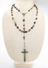 Load image into Gallery viewer, Rare vintage relic reliquary crucifix carved spina Christi bead rosary, Catholic
