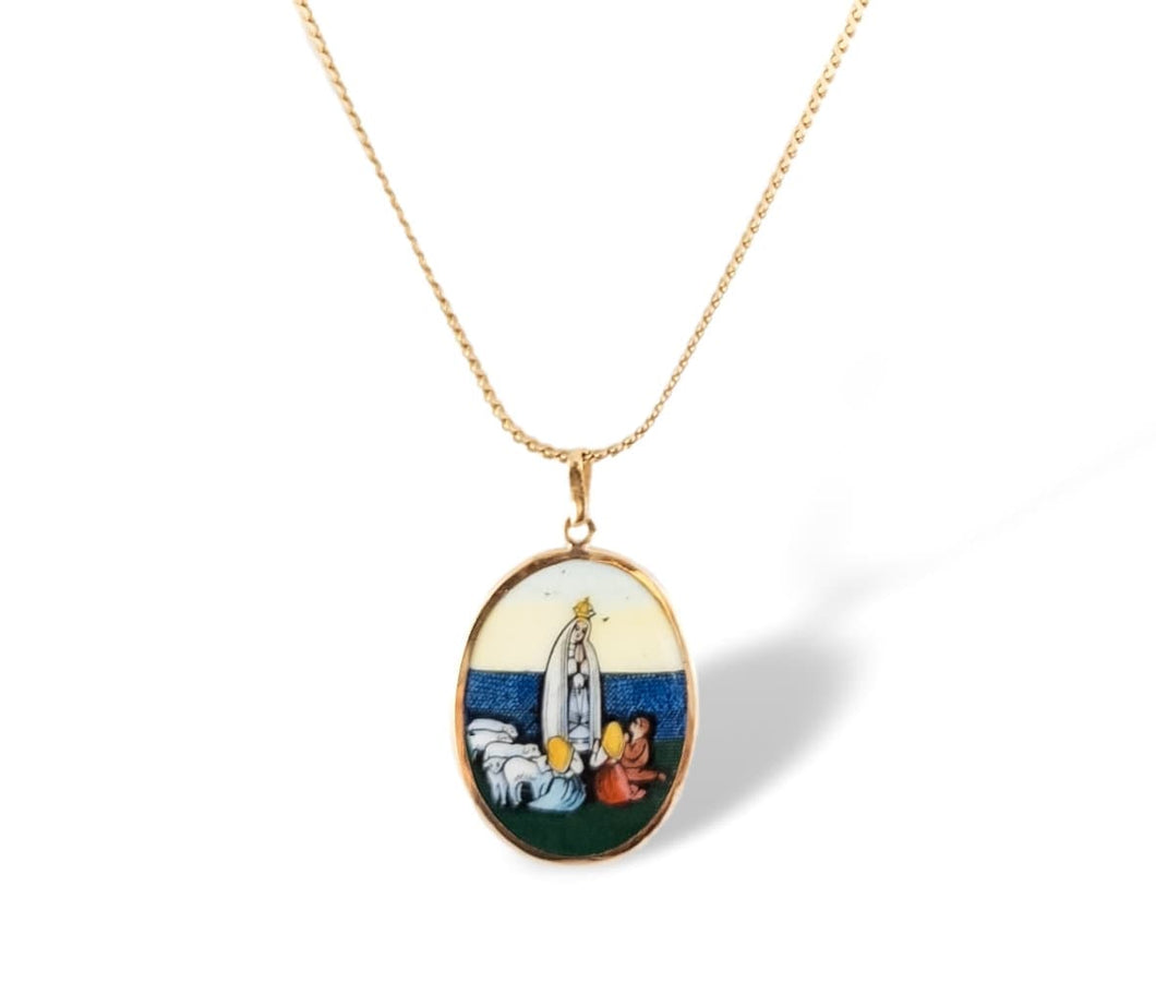 Fatima hand painted miniature pendant necklace 14k yellow gold Our Lady of Fatima religious Catholic vintage jewelry